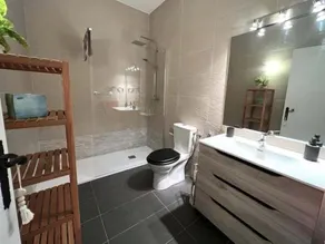 Err III - Zwei Schlafzimmer Wohnung, Schläft 5 - Image 2