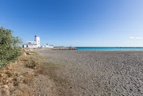 Gaviotas apartment with sea view - Image 3