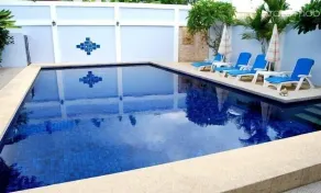 Chambre 5, parfaite pour les couples pour une escapade confortable. - Image 3