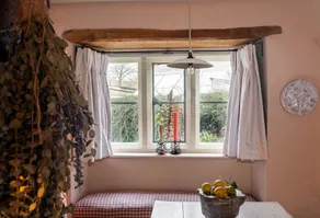 Charming 2BD Cottage in the Heart of Kingham! - Image 5