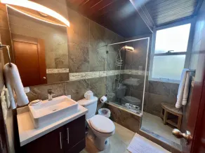 Beautiful 2-bedroom condo directly on Kite Beach- perfect for a relaxing getaway - Image 2