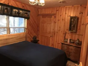 Rent the biggest and the best Large Lake house sleeps up to 18, Lots to do! - Image 4
