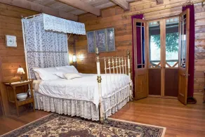 Miners Cottage - Image 5