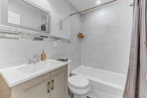 Modern 2BHK - 15 mins bus ride to Time Square, NYC - Image 3