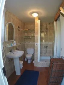 ZazaBi, oasis of silence, mountain and sea. Enjoy your private jacuzzi. - Image 4