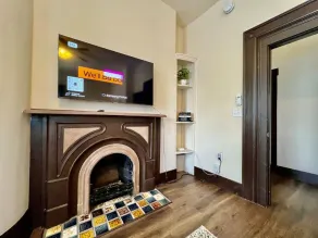 Newly Renovated Historic mansion ☆ 8 Bedrooms - Image 5