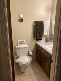 WF Suites A&B 6 Bedrooms. Sleeps 12 - Image 3