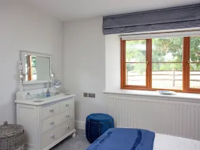 1 bedroom accommodation in Bridgwater - Image 5