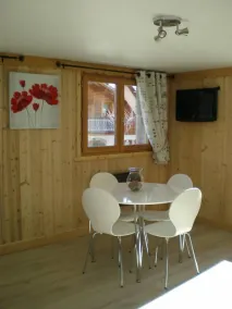 studio coquet dans chalet au calme - Image 3