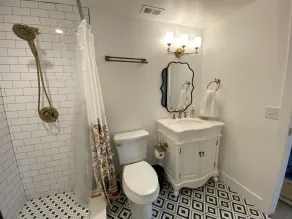 Cozy Tavares home in with heated pool on the canal - Image 5