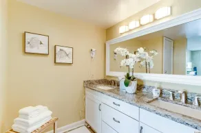 Kingston Plantation, South Hampton, Pristine Oceanfront, Spacieux 2 BR / 2 BA - Image 3