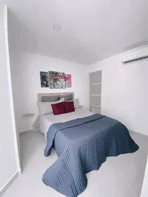 Lovely 2 Bedroom Apartment With Pool and gym - Image 3