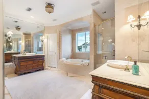 Erstaunlich Waterfront Views & Lifestyle trifft italienischen Villa !! - Image 3