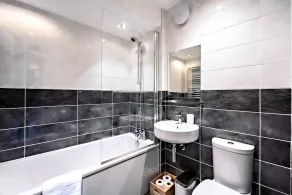 Carrick Quay Two bedrooms with balcony - Image 5