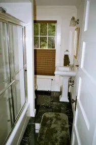 Beautiful 1 BDRM Overlooking Bread Loaf Campus - Image 2
