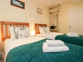 SPRINGSIDE, pet friendly, country holiday cottage in Lynton - Image 5