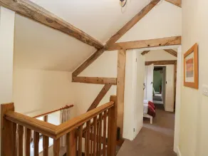 THE OLD BARN, pet friendly, character holiday cottage in Eardisley - Image 2
