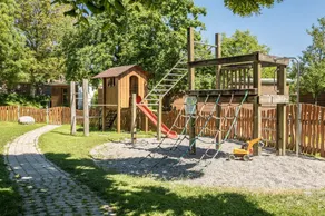 Incantevole casa vacanze \"Falkenhalde\" con Wi-Fi, terrazza e giardino; parcheggio disponibile - Image 2
