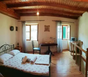 2 floors House in Sinarades near beach - Image 4
