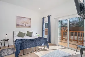 Feel Chill and Enjoy 4BR3BA Near Fun Riverwalk - Image 5