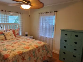 Adorable Einfamilienhaus 2/1, 6 Personen, tierfreundlich, nur wenige Minuten vom Strand entfernt - Image 5