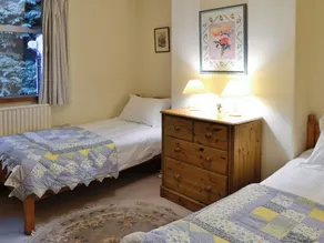 Alojamiento de 3 habitaciones en Inchmarlo, Banchory - Image 4