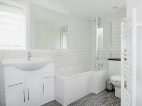 Alojamiento de 3 habitaciones en High Littleton, near Bath - Image 2