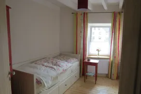 Holiday house for up to 7 people, approx. 100 m², quiet location, terrace, WiFi - Image 5