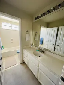 4B3B house with yard @Silicon Valley - Image 3