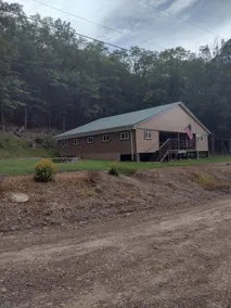 Private family lodge on 42 serene acres- 15 minutes to Penn State- Centre County - Image 3