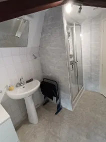 Gîte le Jardin Caché. Maison Indépendante Avec Terrain de 1000m2 Clos - Image 4