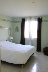 Large country house - Image 3