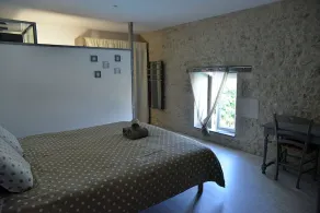 GRANDE MAISON CHARENTAISE AU CALME, PISCINE, 35 MIN DE LA MER - Image 4