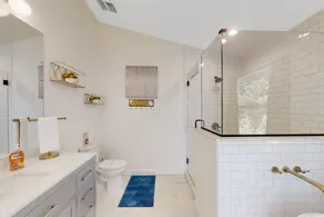 The Barefoot Bungalow | House in Palm Coast with an enclosed pool & grill - Image 3