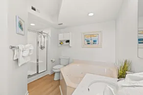 Ocean Bay Club 807-4 Værelses Oceanfront Luksus Condo - Image 3