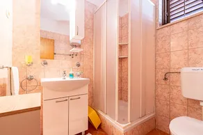 Appartement de trois chambres prés de la plage Kneza, Korcula (A-10168-c) - Image 2