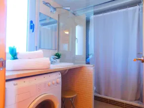 A222 Rental apartment with 2 bedrooms, swimming pool, parking, Roses - Image 5