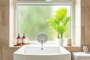 Spacious Family Home, great for city breaks or business stays - Image 4