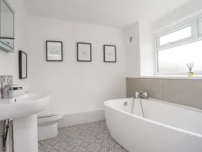 GORWEL, pet friendly, character holiday cottage in Moelfre - Image 5