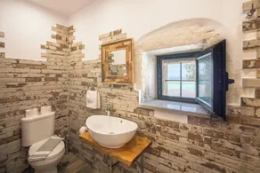 Villa Cretan View with Heated Swimming Pool - Image 2
