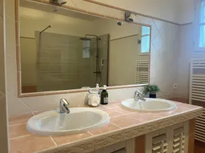 B&B Villa Oriél naturiste Figanières - Image 3
