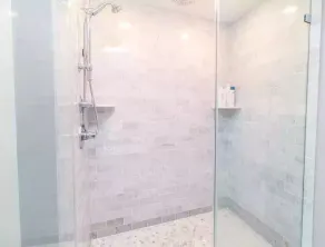 Luxushaus mit Pool / Jacuzzi nur 1 Block vom Strand entfernt und in der Nähe der Stadt - Image 2