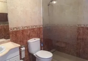 Gemütliche, helle und saubere Ferienwohnung mit Meerblick, Gemeinschaftspool und WLAN - Image 2