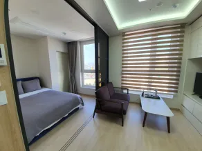 The Mark Sokcho Residence #16 Level - Image 4