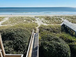 Summer Sandcastle 5 Bedroom Home by RedAwning - Image 2