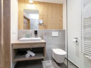 Tolle Wohnung mit Sauna und Balkon - Image 2