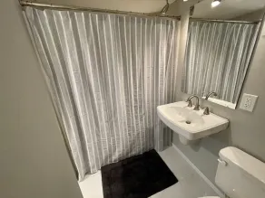 Cozy Double King Suite Bungalow - Image 5