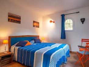 Hyggelig lejlighed i villa for 6 personer med WIFI, klimaanlæg, pool, TV og terrasse - Image 3