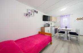 Three-Bedroom Apartment In Porec - Image 4