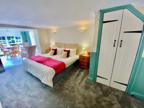 Studio autoportrait de luxe sur la péninsule de Roseland. En-suite, Parking, Wifi - Image 5
